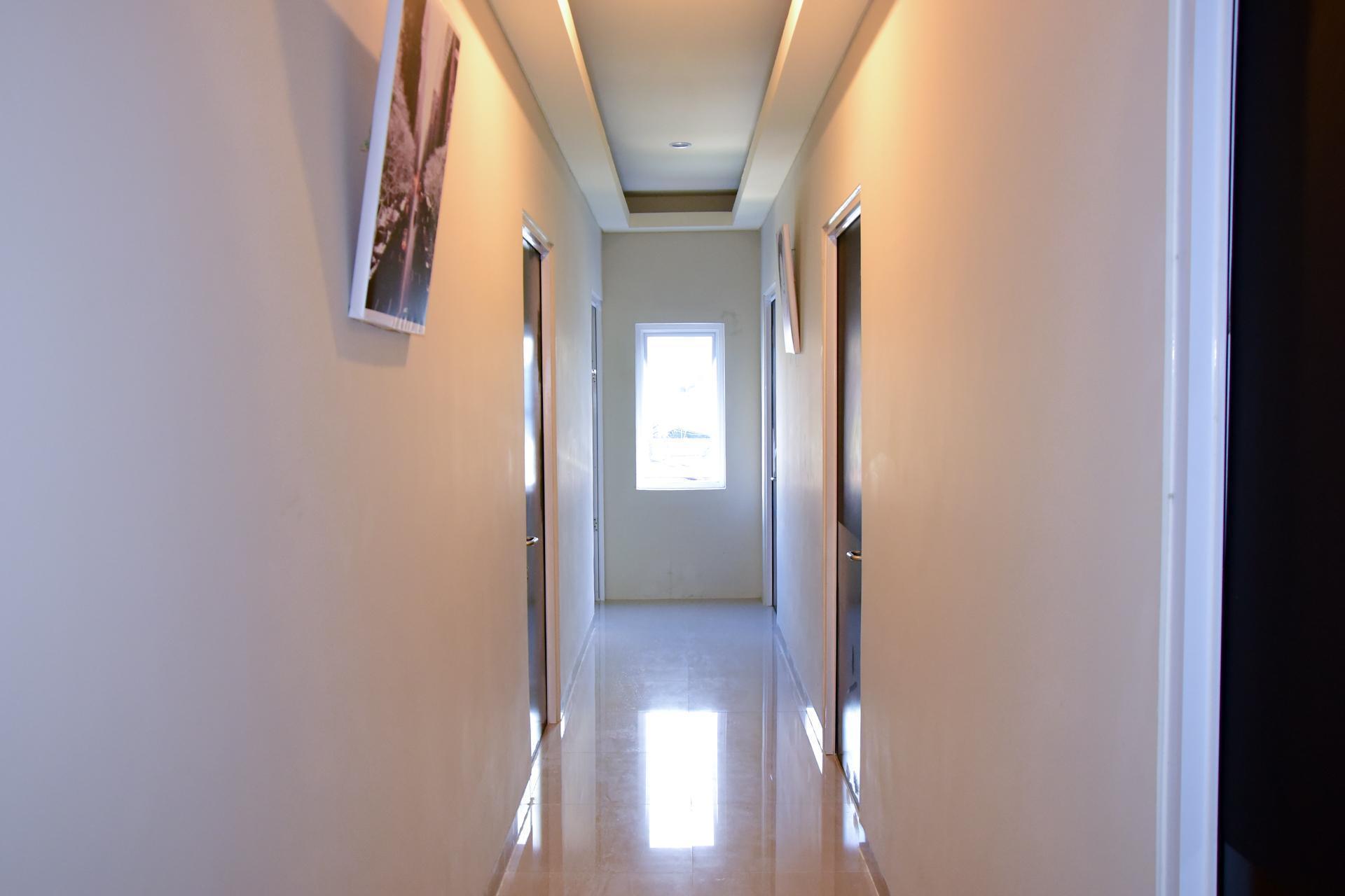 Reddoorz Near Mangga Dua Square Otel Cakarta Dış mekan fotoğraf