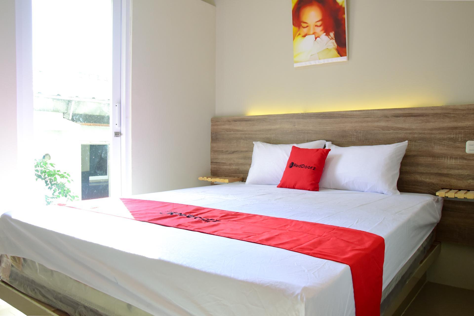 Reddoorz Near Mangga Dua Square Otel Cakarta Dış mekan fotoğraf