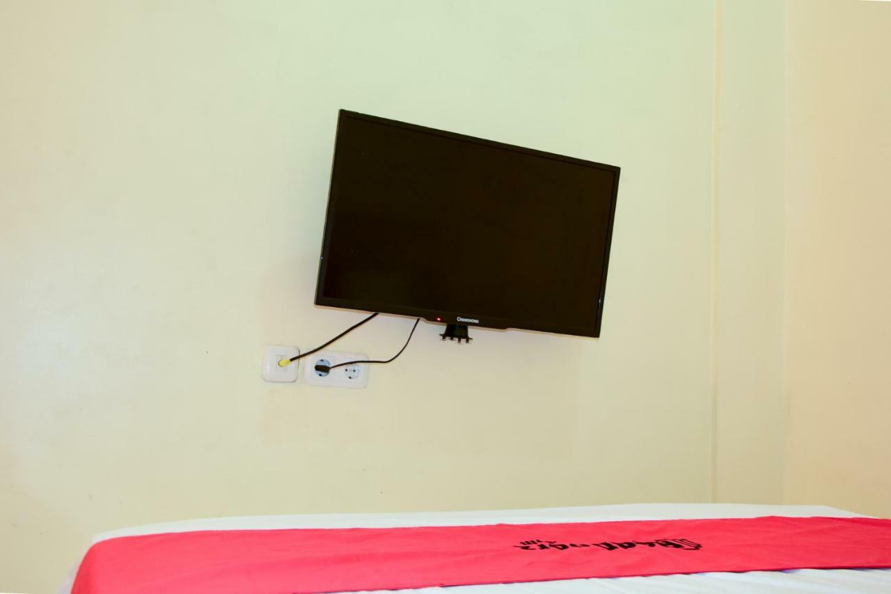 Reddoorz Near Mangga Dua Square Otel Cakarta Dış mekan fotoğraf