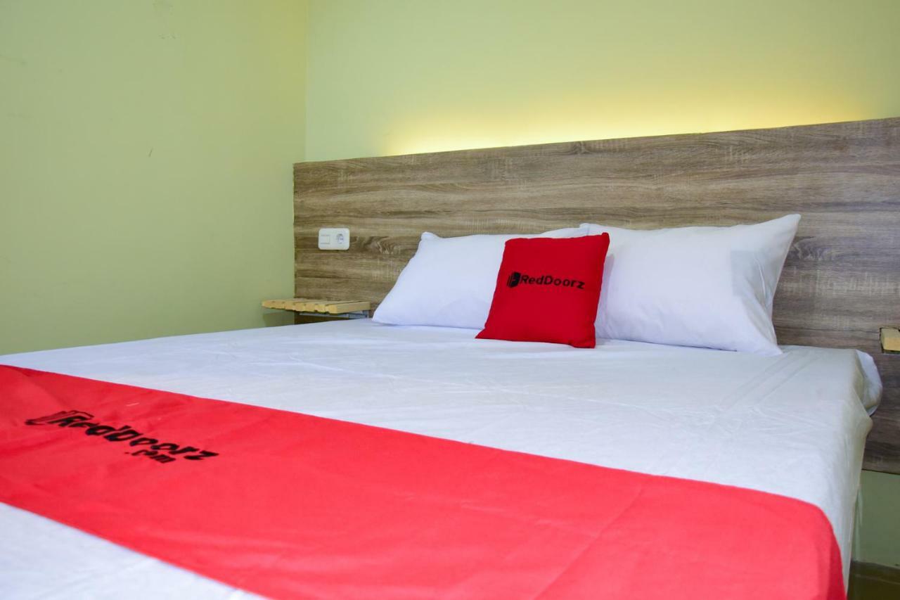 Reddoorz Near Mangga Dua Square Otel Cakarta Dış mekan fotoğraf