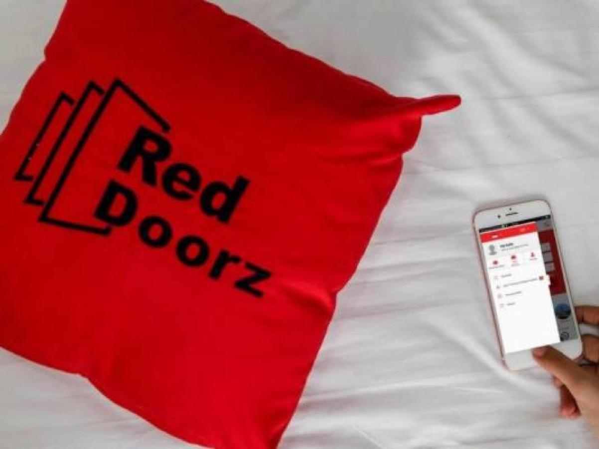 Reddoorz Near Mangga Dua Square Otel Cakarta Dış mekan fotoğraf
